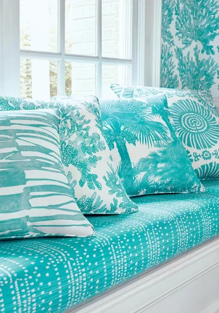 T10121 | Marine Coral - Turquoise room view