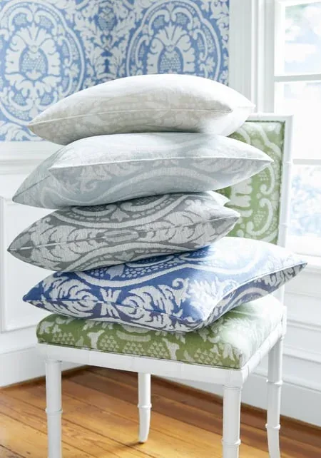 Earl Damask Blue Thibaut wallpaper by Wallpaper Twins