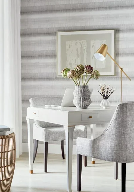 T10923 | Painted Desert - Light Grey room view