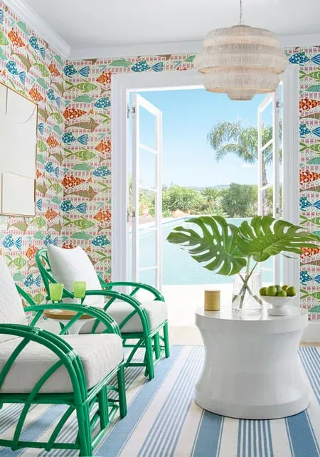 T15869 | Batik Fish - Coral and Blue room view