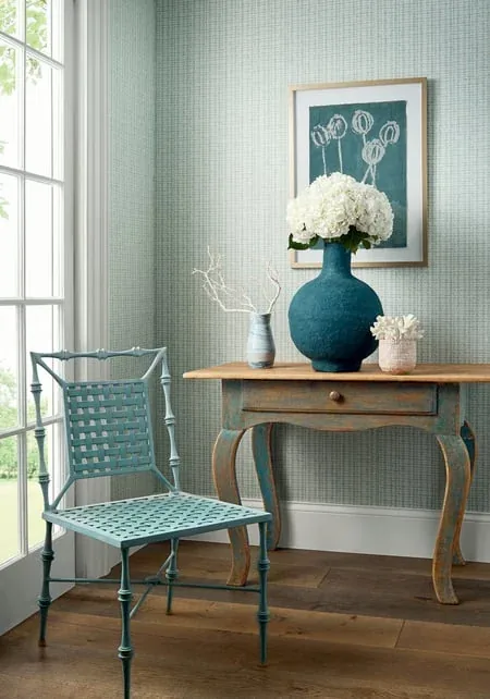 T19628 | Coastline - Seaglass room view