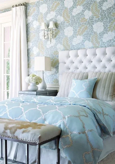 T4926 | Yvette - Light Blue room view