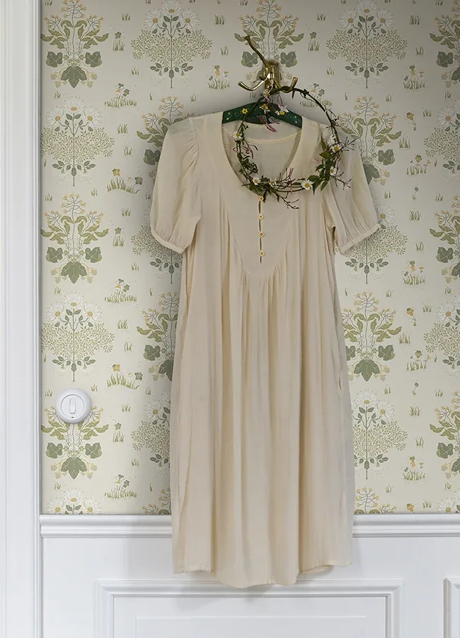A-Street Prints Elda Olive Delicate Daisies Wallpaper - SKU 4080-83133