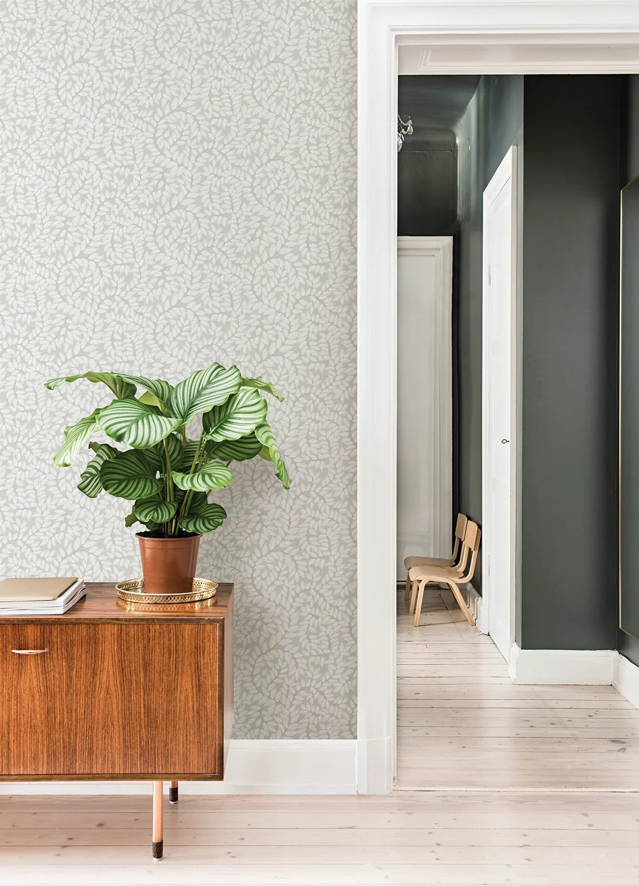 A-Street Prints Lindlöv Grey Leafy Vines Wallpaper - SKU 4143-34016
