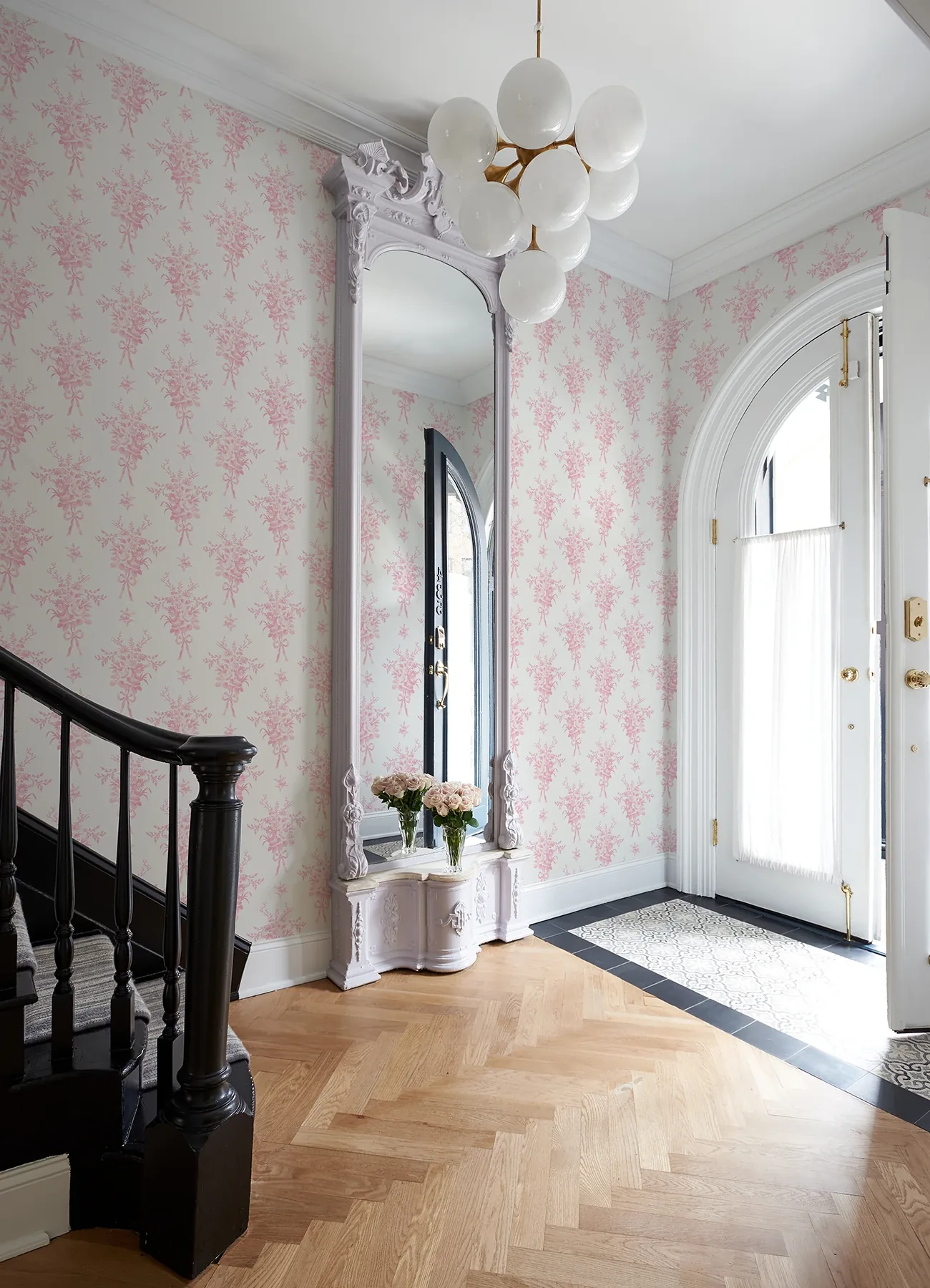A-Street Prints Rosie Arrangements Kiss Pink Bouquet Toss Wallpaper | Wallpaper Twins A-Street Prints Rosie Arrangements Kiss Pink Bouquet Toss Wallpaper - SKU AST4652