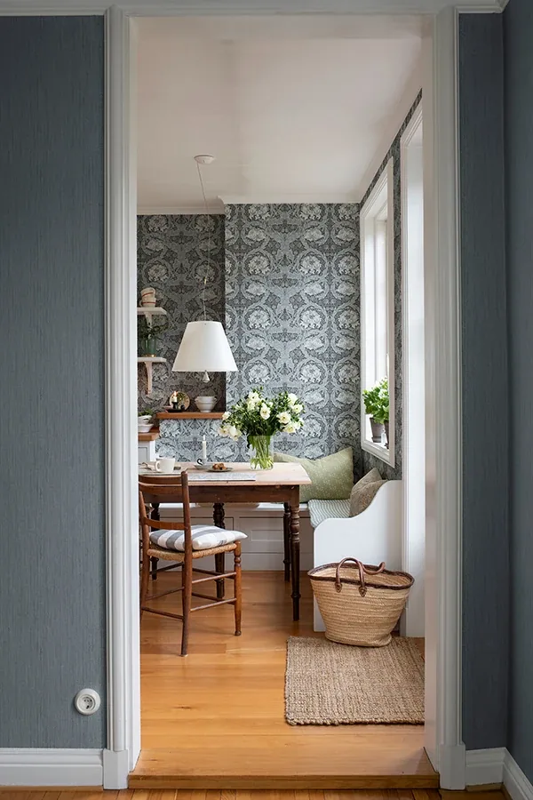 Brewster Home Fashions African Marigold Dark Blue Floral Wallpaper - SKU 4171-82074