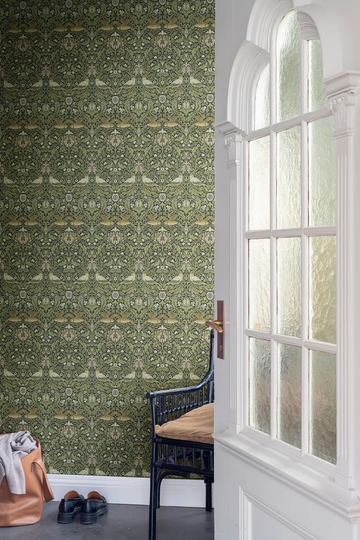 Brewster Home Fashions Bird Green Floral Thicket Wallpaper | Wallpaper Twins Brewster Home Fashions Bird Green Floral Thicket Wallpaper - SKU 4171-82063
