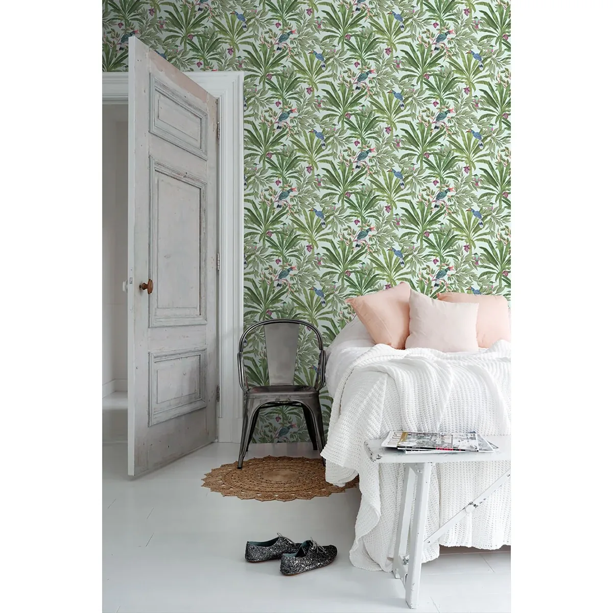 Brewster Home Fashions Carola Green Jungle Tropics Wallpaper | Wallpaper Twins Brewster Home Fashions Carola Green Jungle Tropics Wallpaper - SKU DD139189