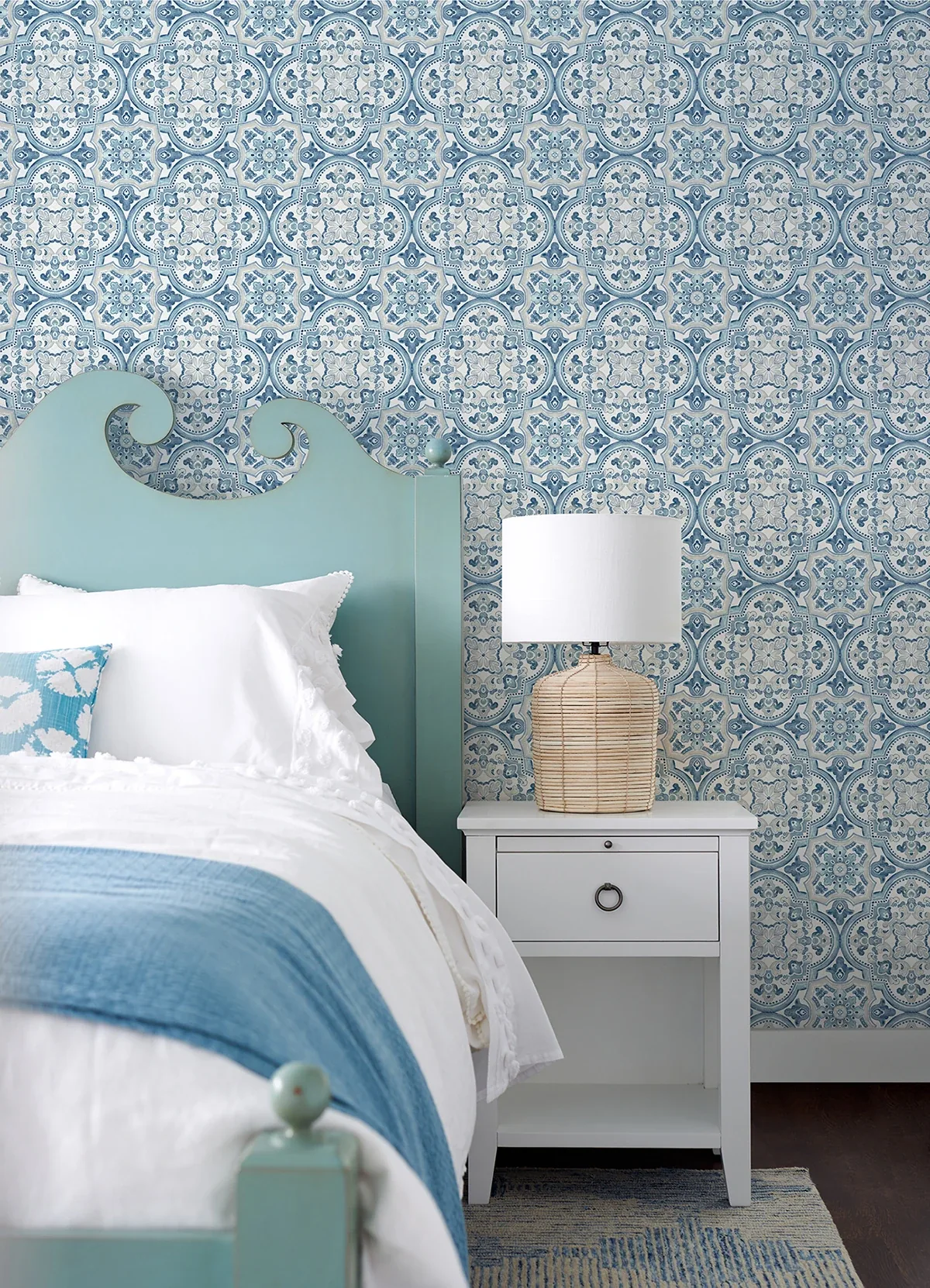 Brewster Home Fashions Concord Blue Medallion Wallpaper - SKU 3124-13962