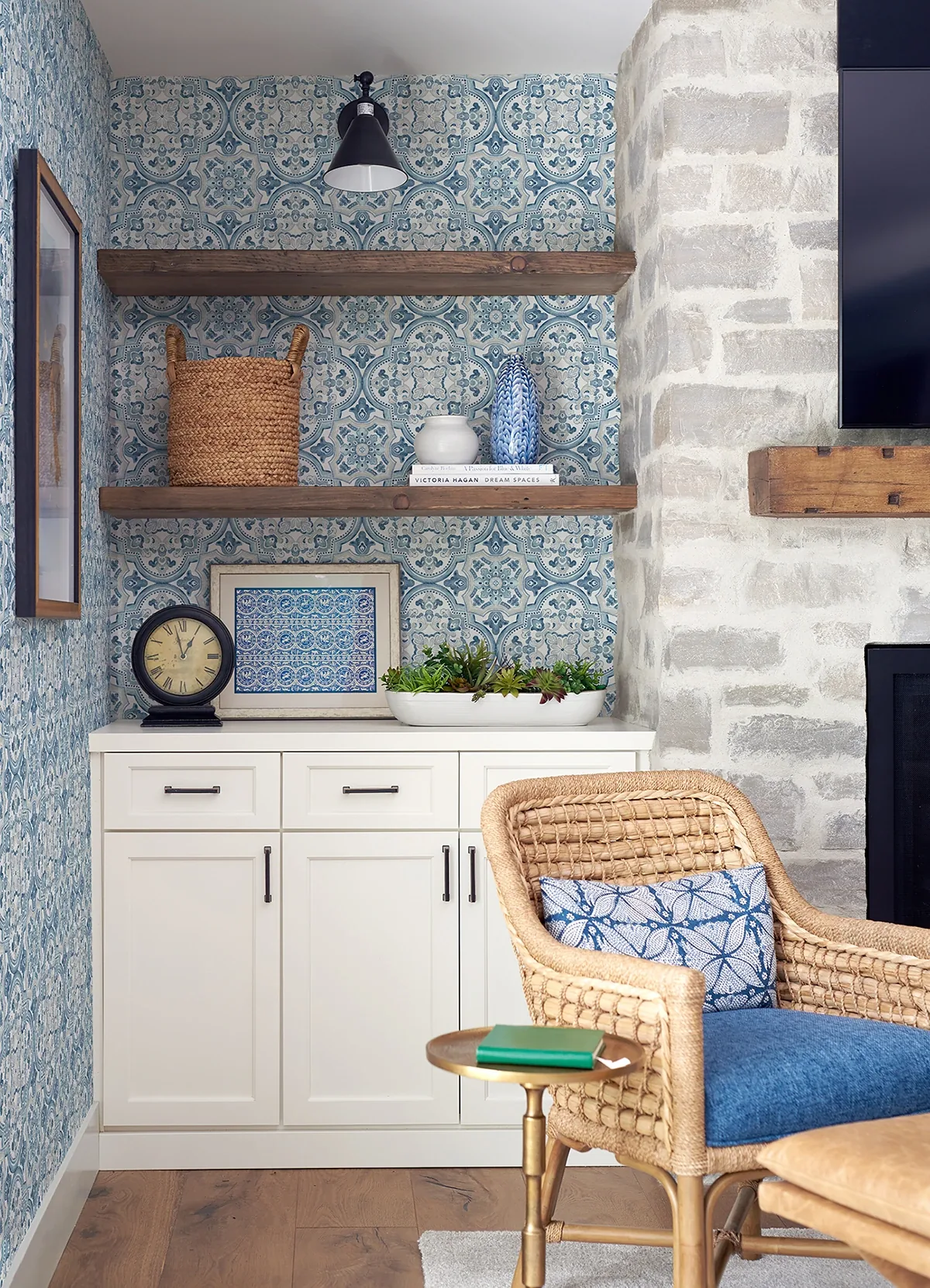Brewster Home Fashions Concord Blue Medallion Wallpaper - SKU 3124-13962