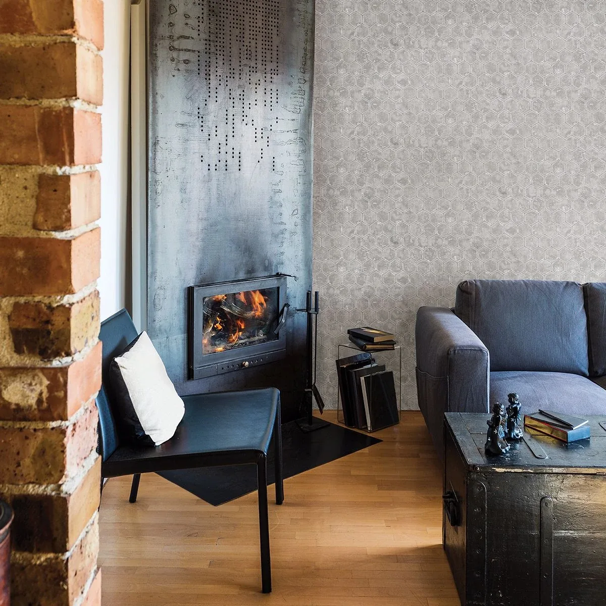 Brewster Home Fashions Starling Grey Honeycomb Wallpaper | Wallpaper Twins Brewster Home Fashions Starling Grey Honeycomb Wallpaper - SKU 2927-00401