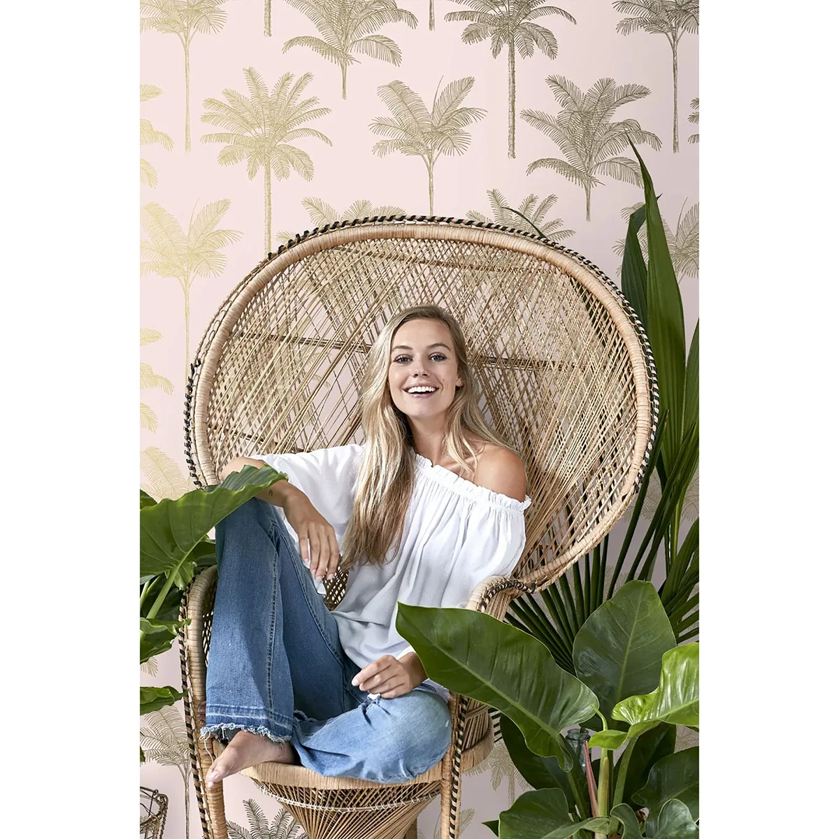 Brewster Home Fashions Taj Blush Palm Trees Wallpaper - SKU DD139164