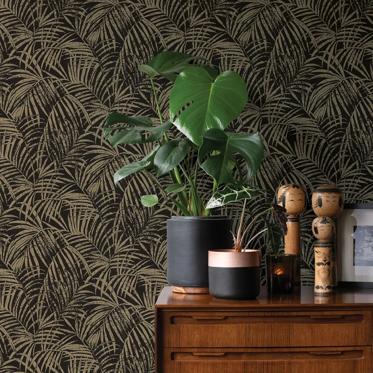 Brewster Home Fashions Yumi Black Palm Leaf Wallpaper | Wallpaper Twins Brewster Home Fashions Yumi Black Palm Leaf Wallpaper - SKU 4035-832143