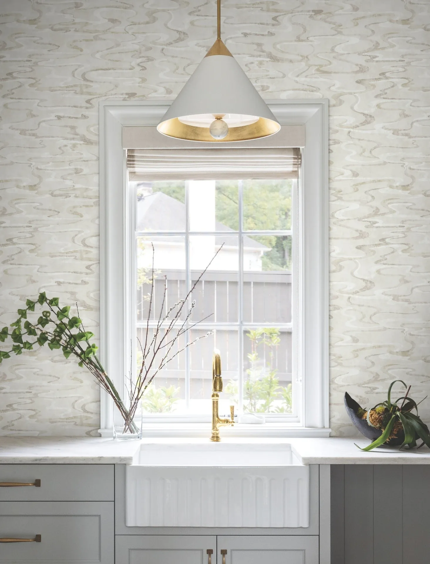 York Designer Series Dreamland Cameo Wallpaper - SKU NT6173