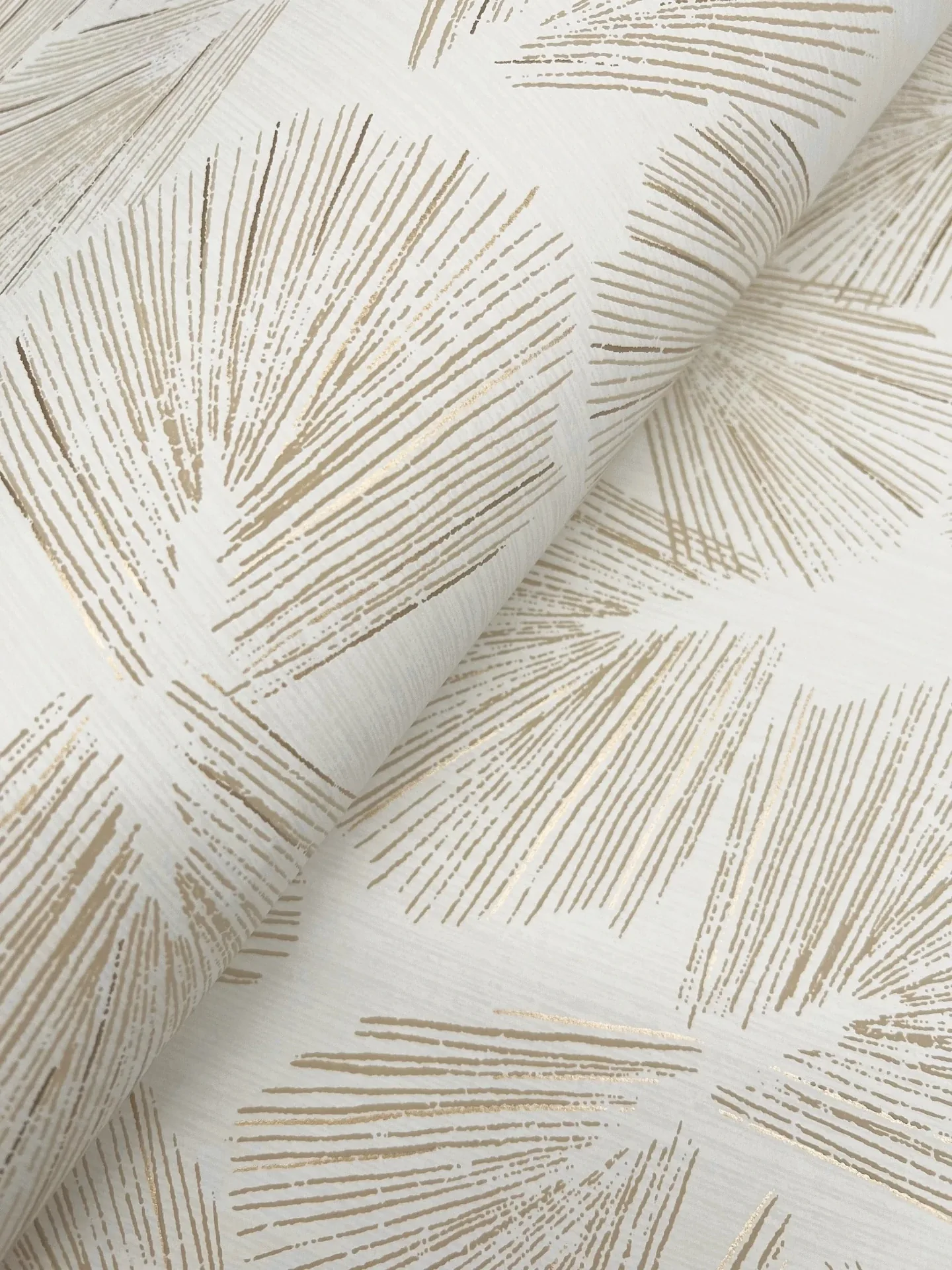 York Designer Series Elora Leaf Gold Wallpaper | Wallpaper Twins York Designer Series Elora Leaf Gold Wallpaper - SKU LM5353