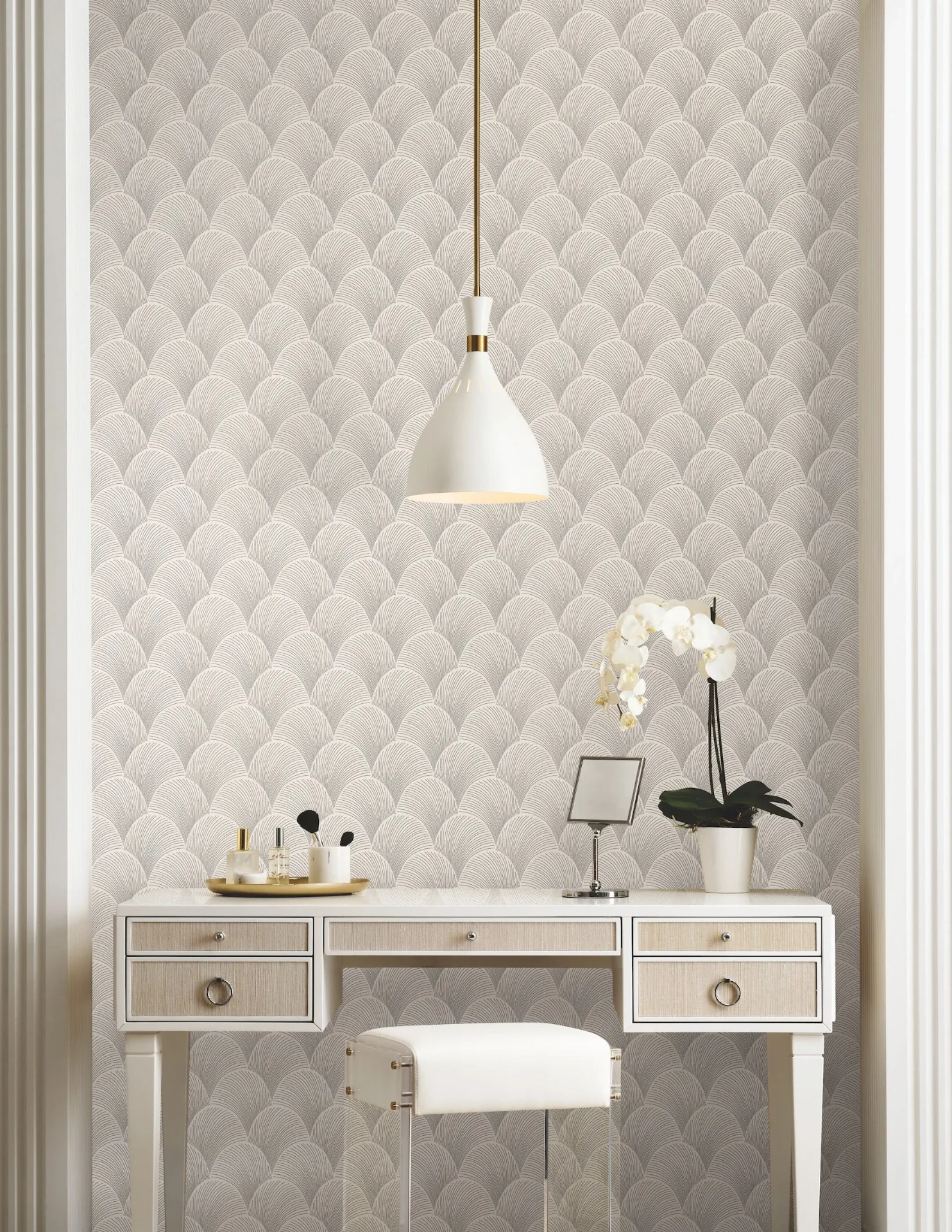 York Designer Series Metallic Cream Scallop Wallpaper - SKU NT6104