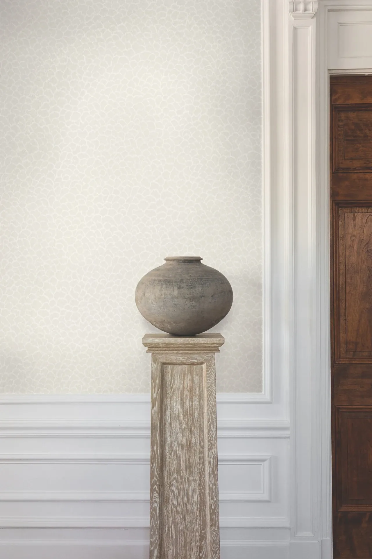 York Designer Series Nadie White Wallpaper - SKU GT4576