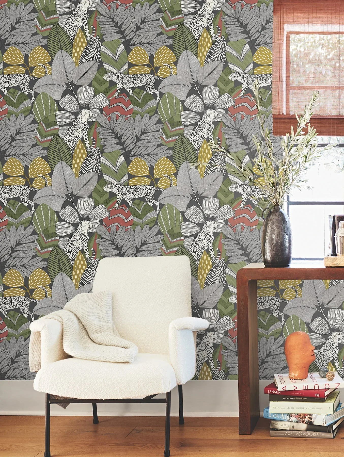 York Designer Series Namiri Black Wallpaper | Wallpaper Twins York Designer Series Namiri Black Wallpaper - SKU AB3112