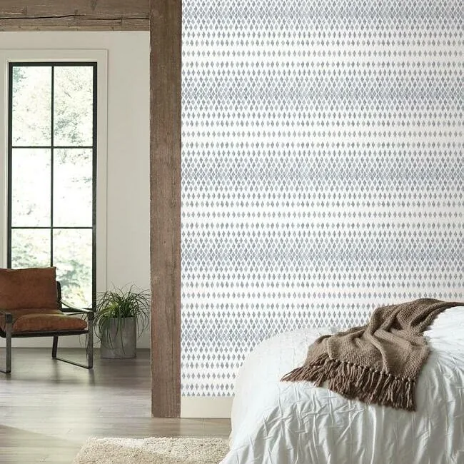 York Wallcoverings Diamond Ombre Navy & White Wallpaper | Wallpaper Twins York Wallcoverings Diamond Ombre Navy & White Wallpaper - SKU FH4042