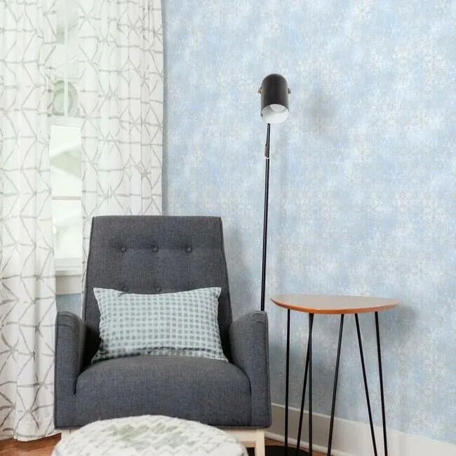 York Wallcoverings Disney Frozen 2 Snowflake Blue Wallpaper | Wallpaper Twins York Wallcoverings Disney Frozen 2 Snowflake Blue Wallpaper - SKU DI0960
