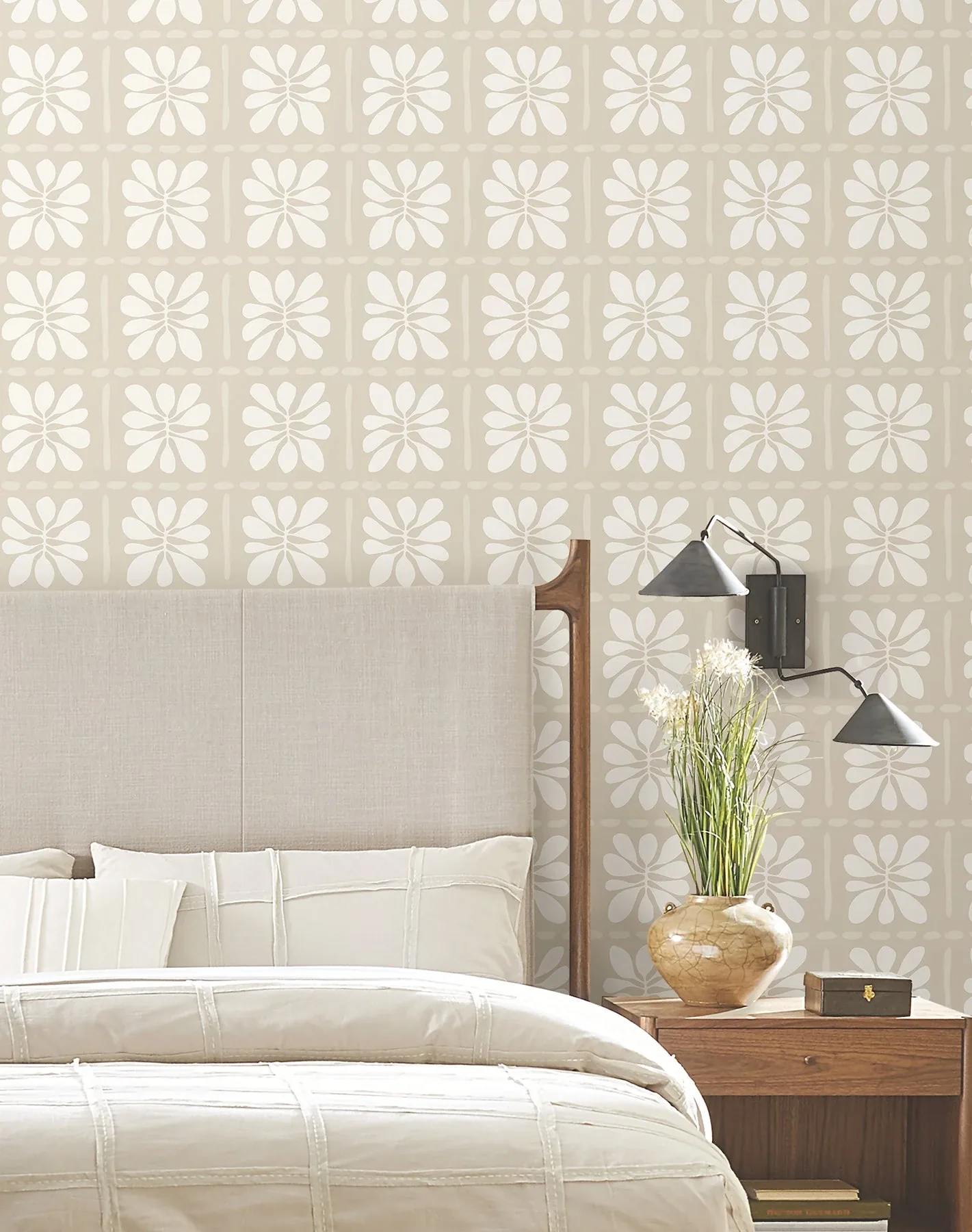York Wallcoverings Mimosa Fleur Nude Wallpaper | Wallpaper Twins York Wallcoverings Mimosa Fleur Nude Wallpaper - SKU ZM2808