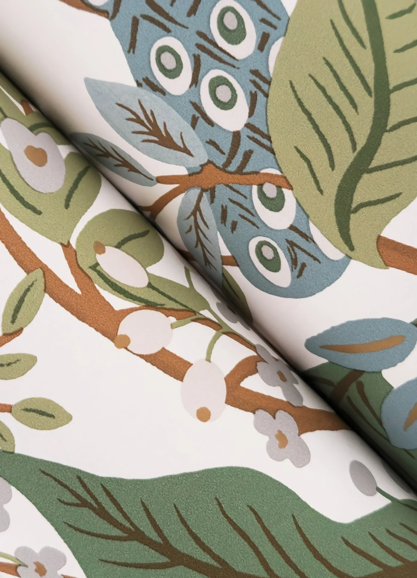 York Wallcoverings Peacock Garden White Peel & Stick Wallpaper | Wallpaper Twins York Wallcoverings Peacock Garden White Peel & Stick Wallpaper - SKU PSW1539RL