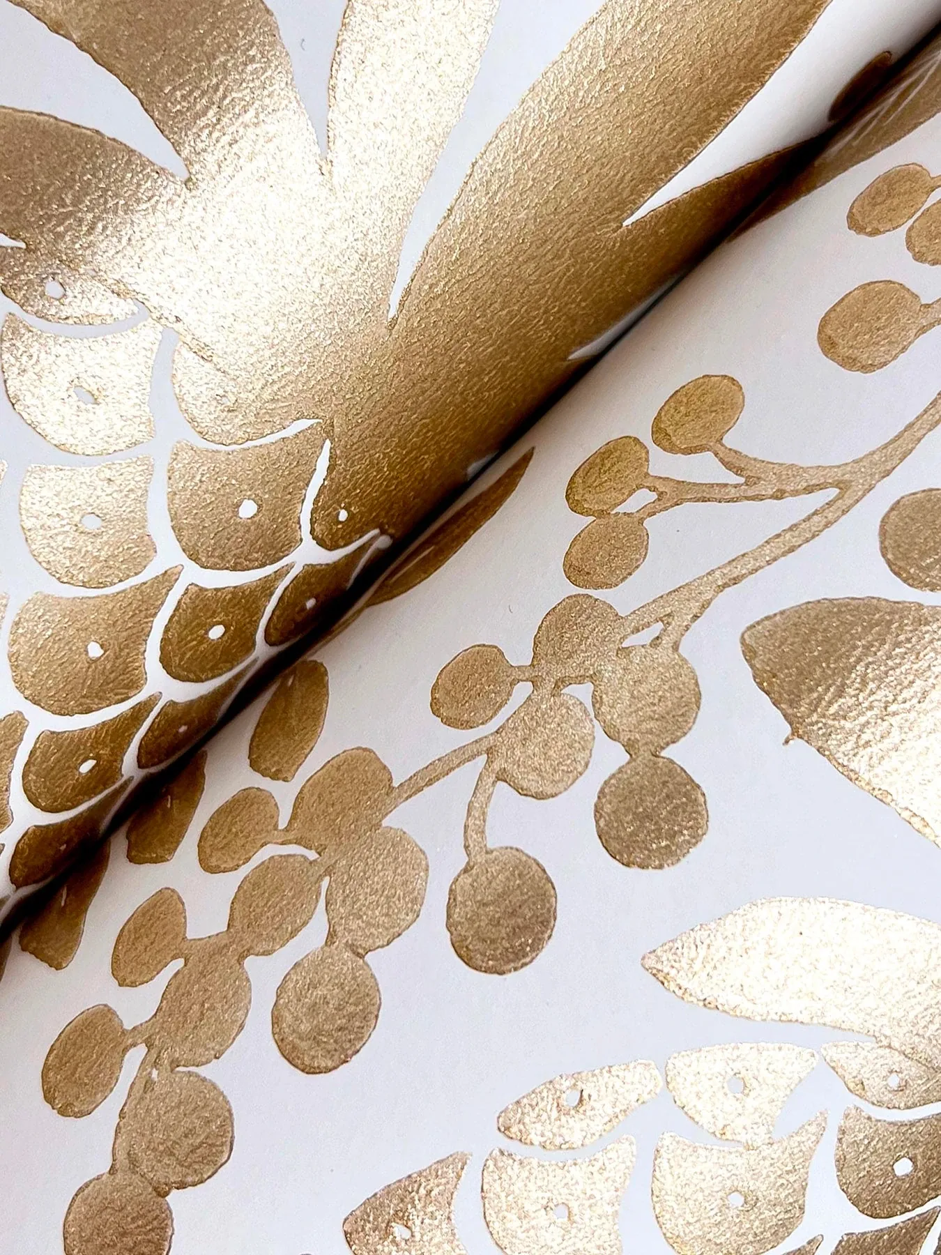 York Wallcoverings Pineapple Damask Gold Wallpaper - SKU RF7482