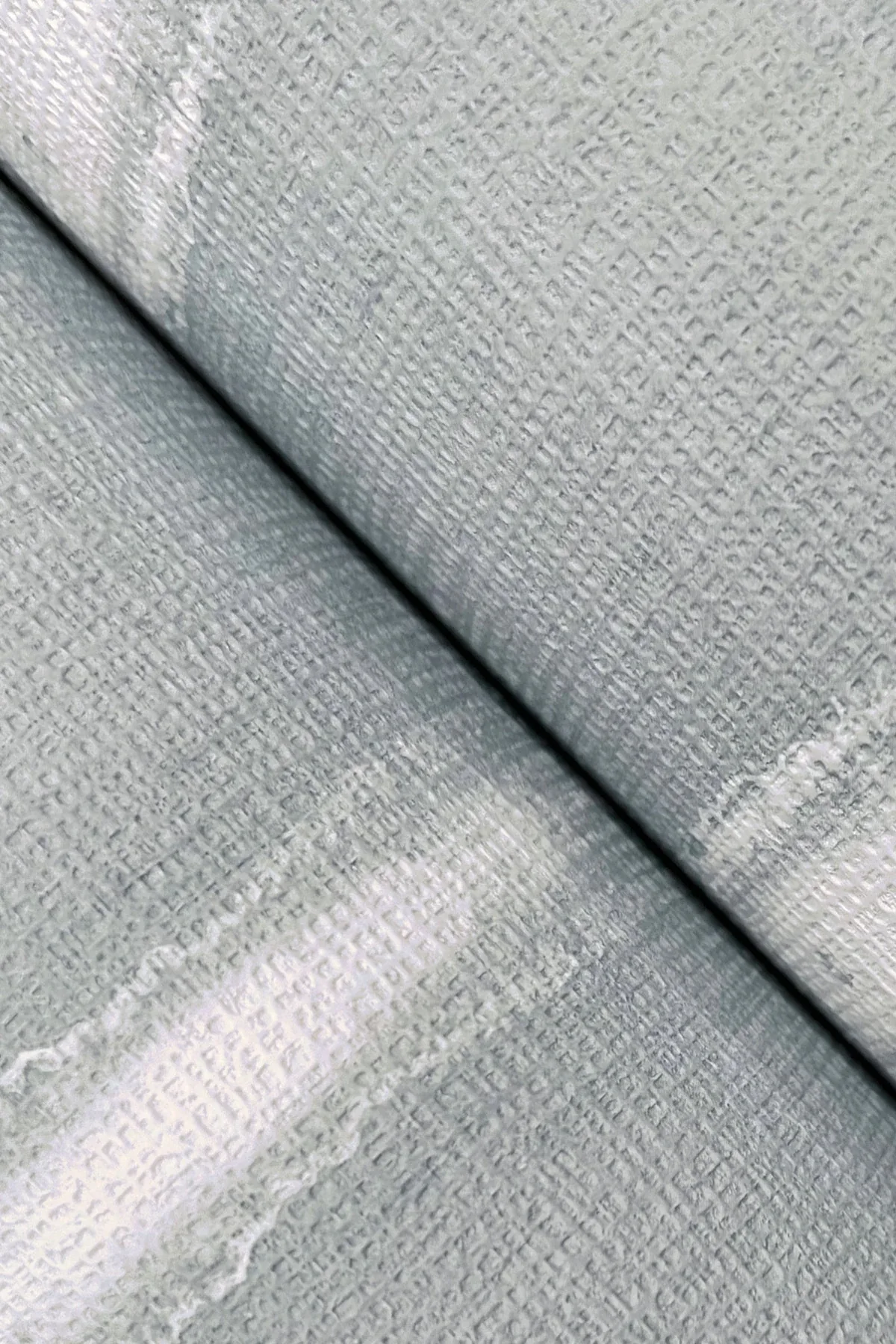 York Wallcoverings Resound Mist Wallpaper | Wallpaper Twins York Wallcoverings Resound Mist Wallpaper - SKU UD2520N