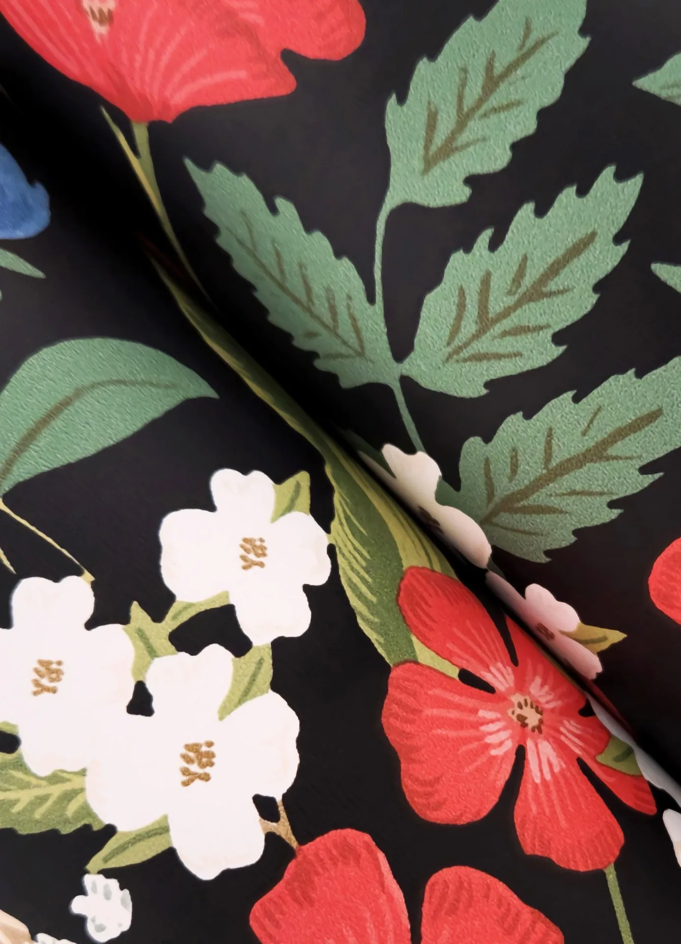 York Wallcoverings Sweetbrier Black Peel & Stick Wallpaper - SKU PSW1549RL