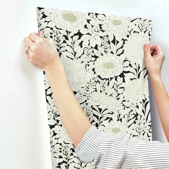 York Wallcoverings Wood Block Blooms Black & Gold Wallpaper | Wallpaper Twins York Wallcoverings Wood Block Blooms Black & Gold Wallpaper - SKU BW3923