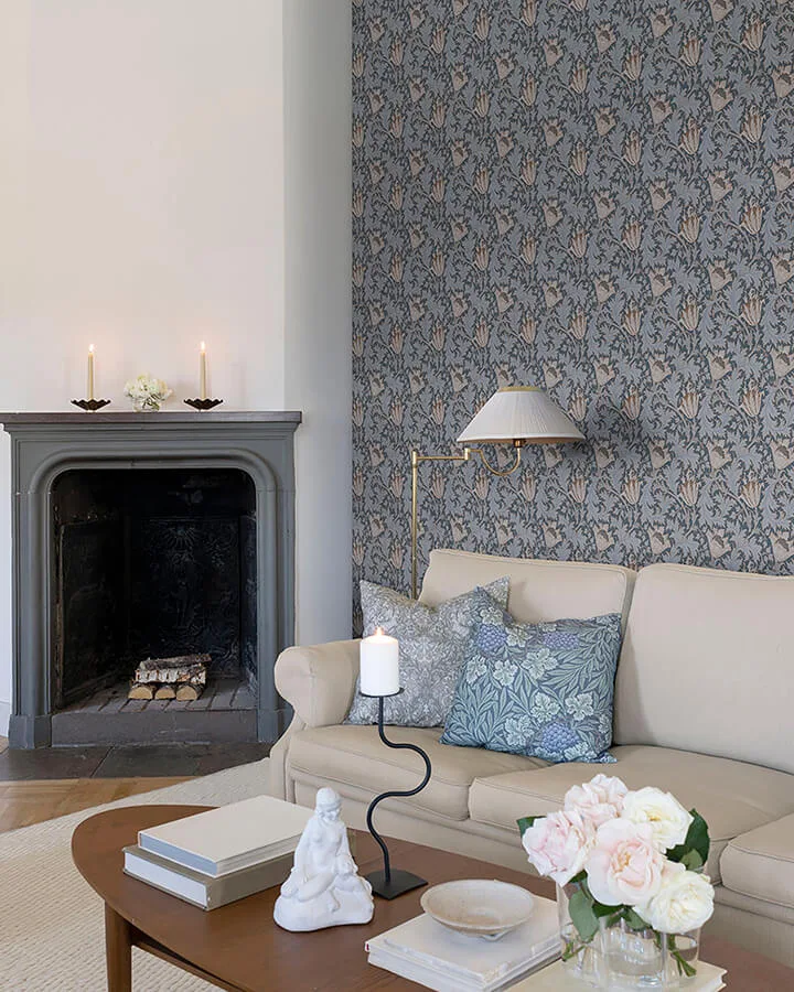 A-Street Prints Anemone wallpaper, color Dark Blue, SKU 4153-82006