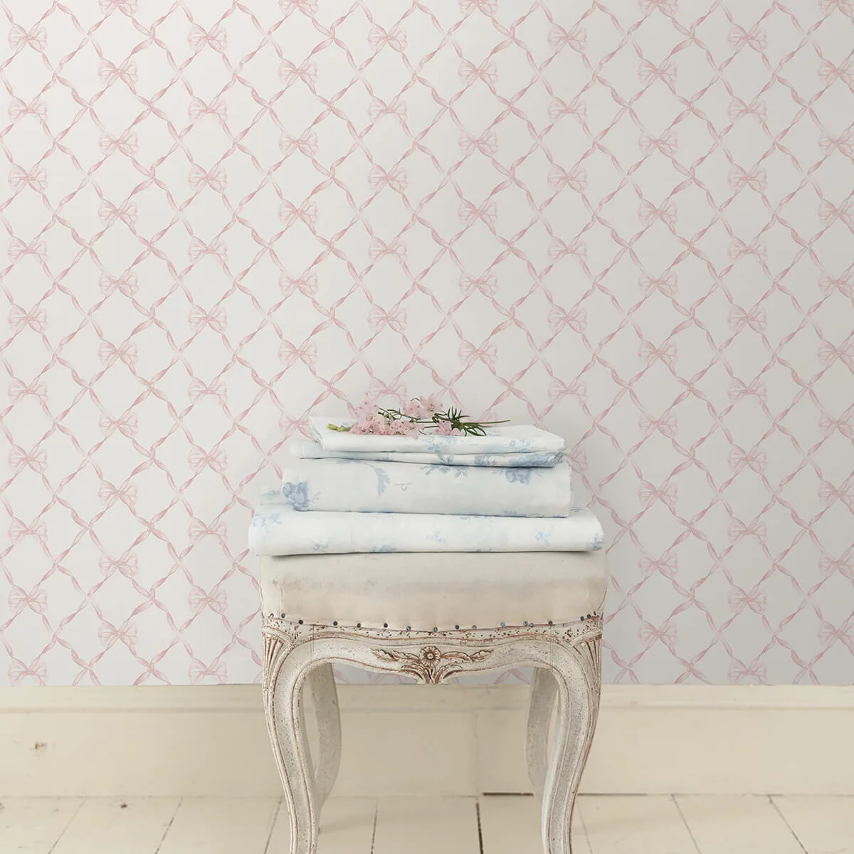 A-Street Prints Baby Bow wallpaper, color Faded Primrose, SKU AST4114