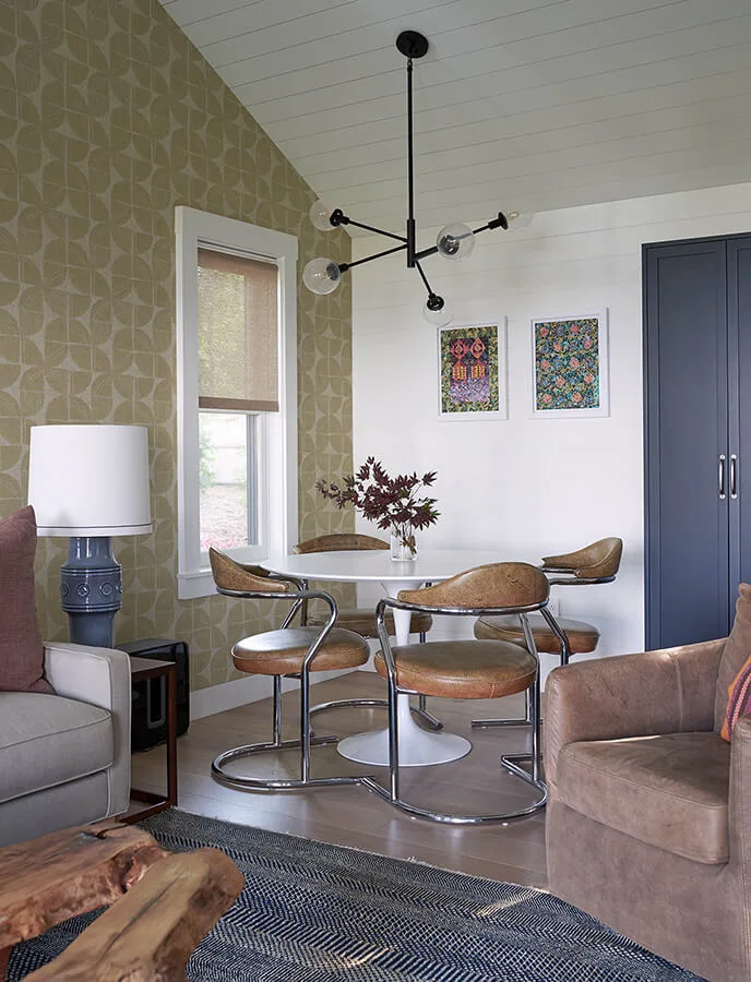 A-Street Prints Baxter wallpaper, color Honey, SKU 4141-27114