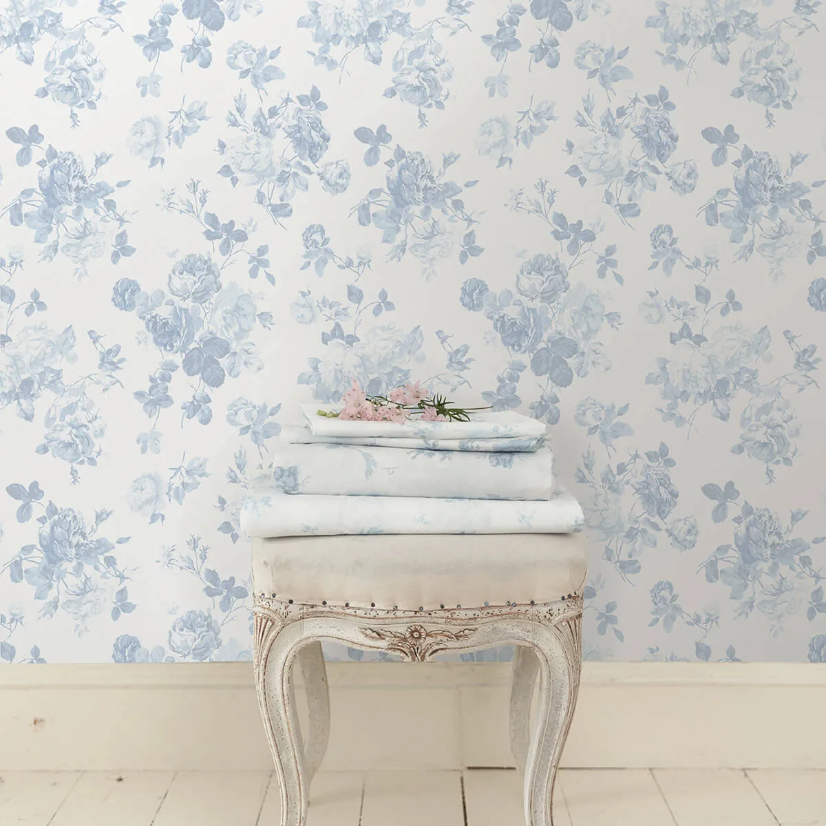 A-Street Prints Everblooming Rosettes wallpaper, color Dreamy Sky, SKU AST4102