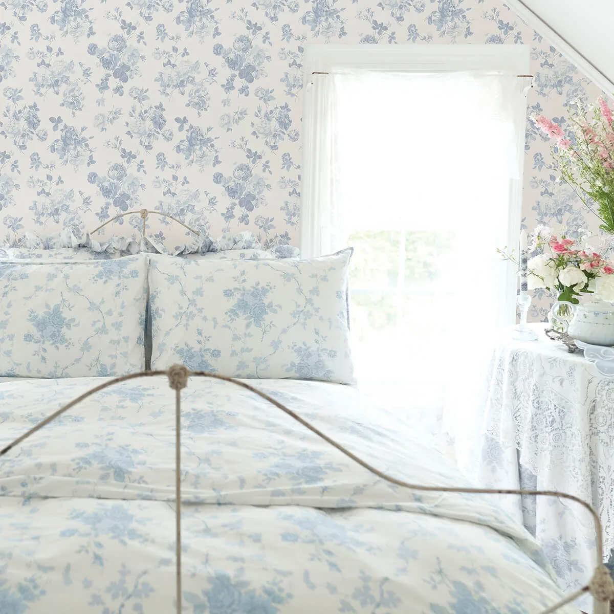 A-Street Prints Everblooming Rosettes wallpaper, color Dreamy Sky, SKU AST4102