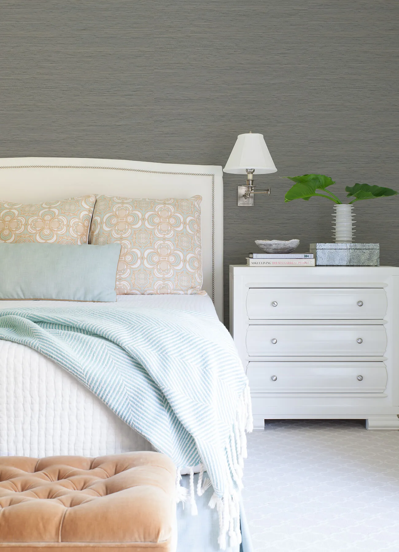 A-Street Prints Kira wallpaper, color Light Grey, SKU 2923-88020