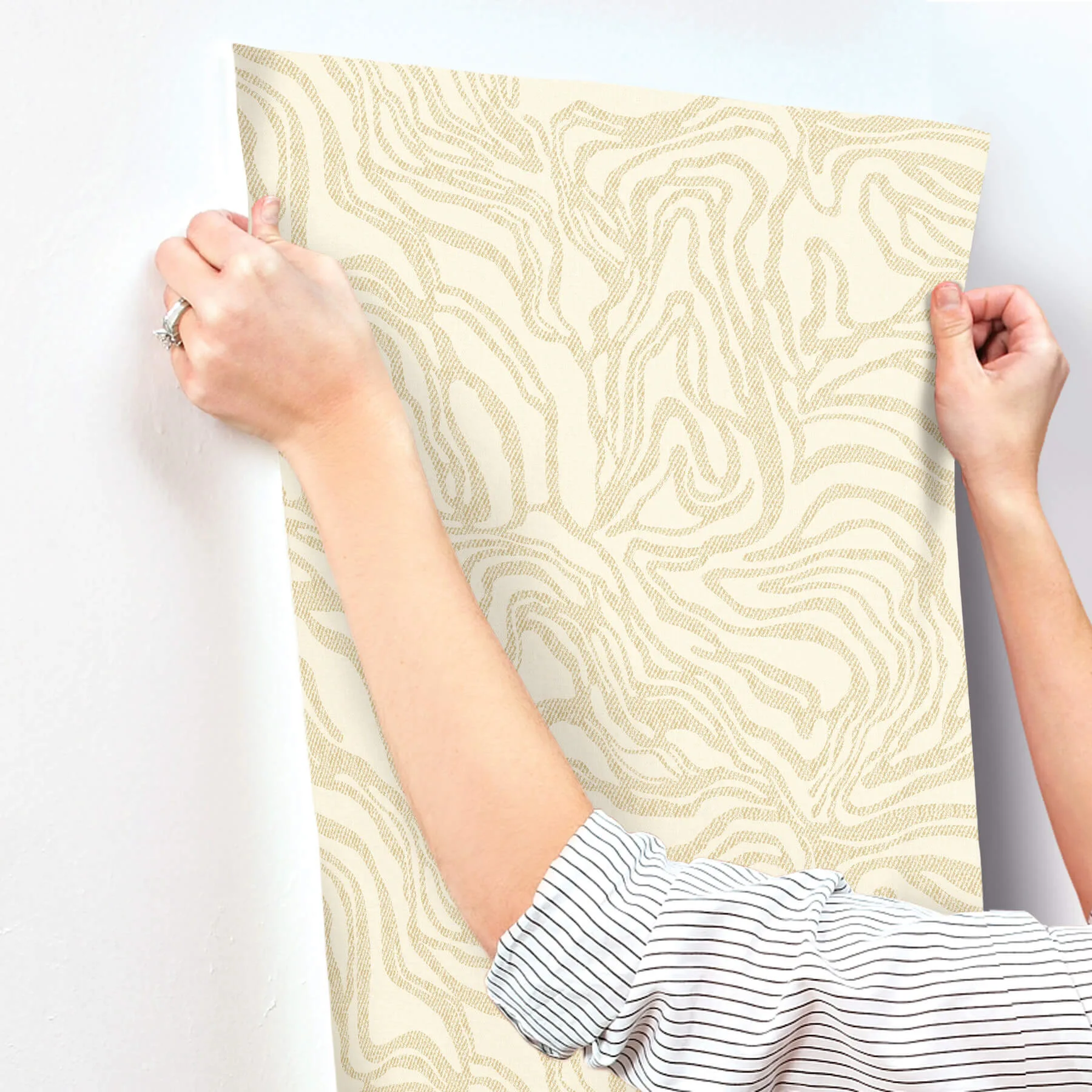A-Street Prints Massar wallpaper, color Gold, SKU 4177-27705