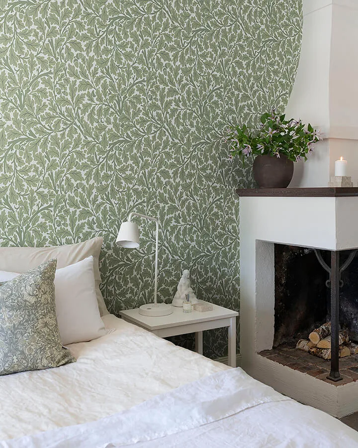 A-Street Prints Oak Tree wallpaper, color Green, SKU 4153-82028