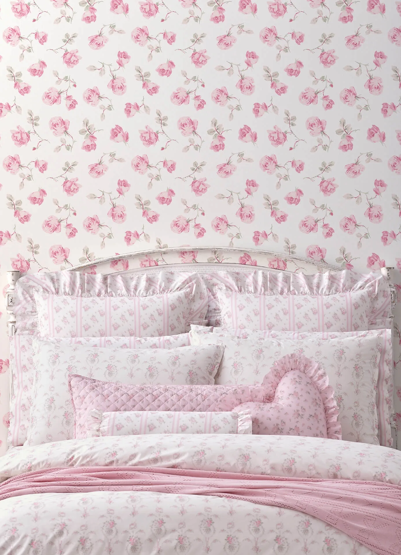 A-Street Prints Ribbon Rosa wallpaper, color Chateau Rose, SKU AST6084
