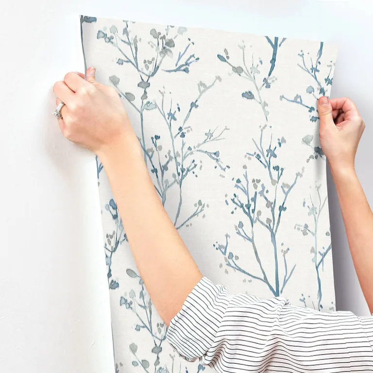 A-Street Prints Silverling wallpaper, color Blue, SKU 4177-27721