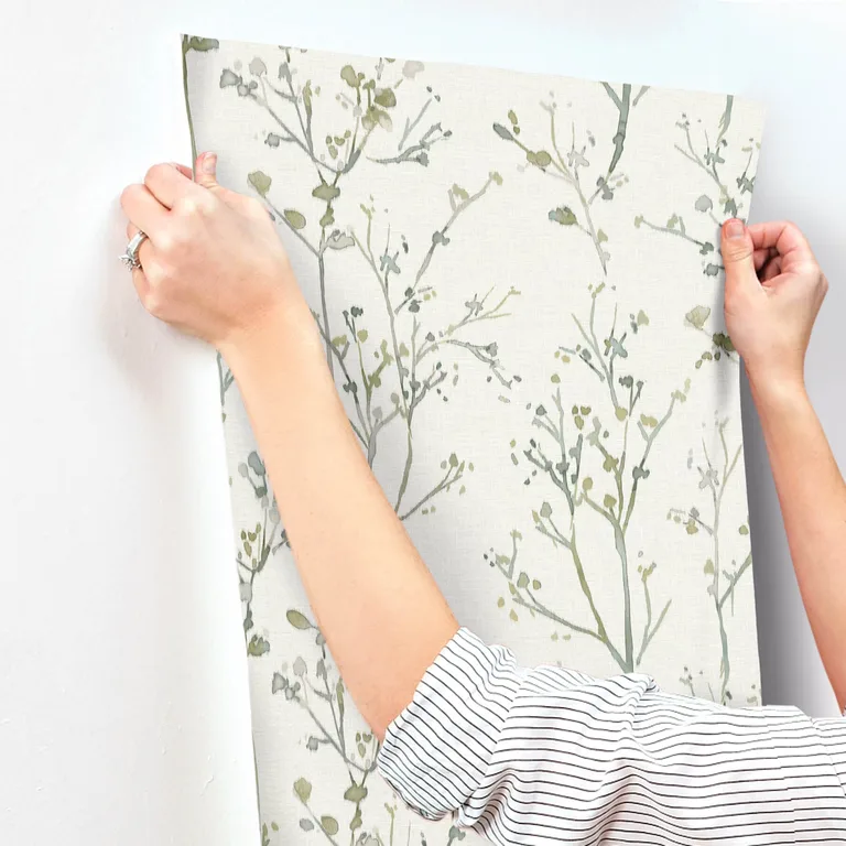 A-Street Prints Silverling wallpaper, color Moss, SKU 4177-27719