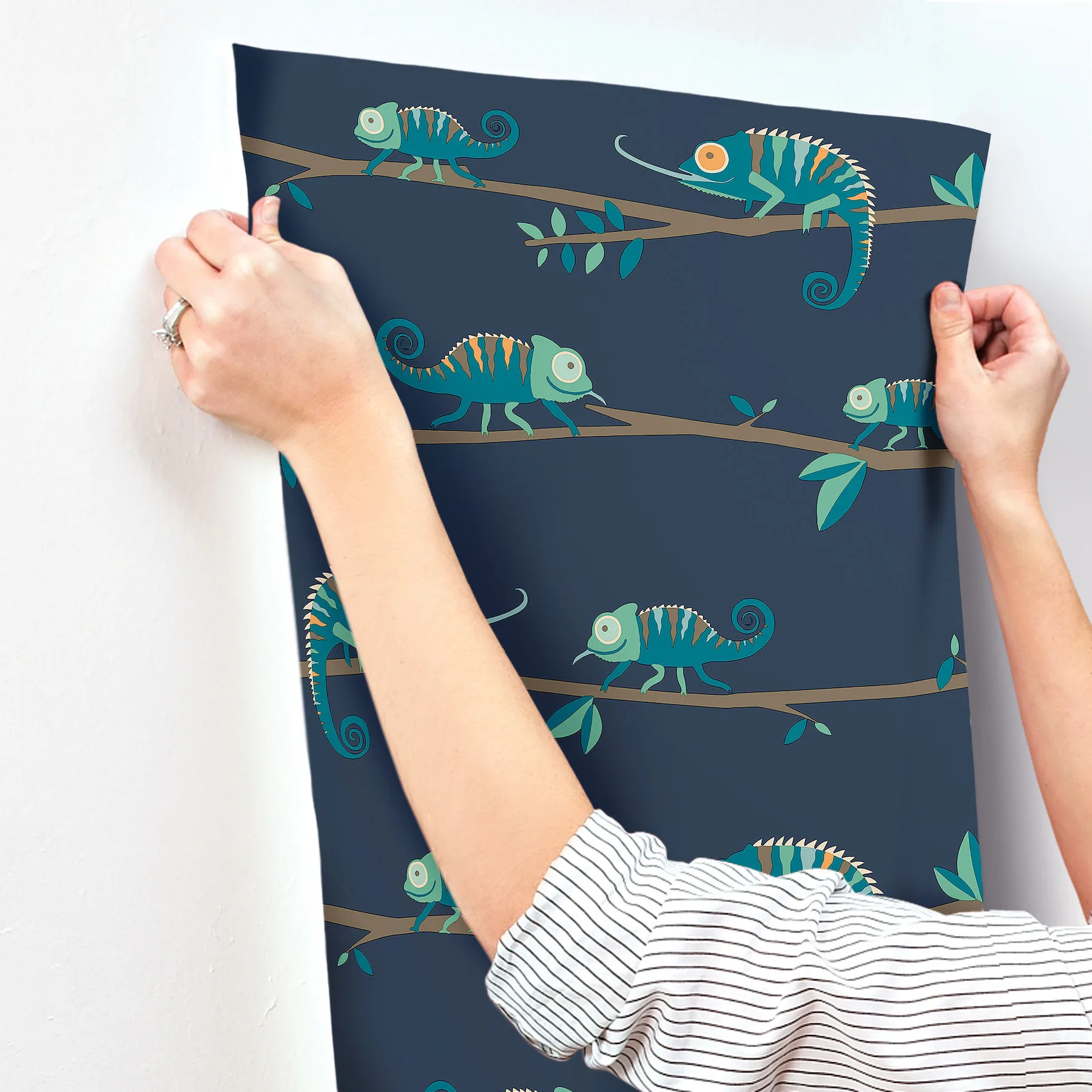 Advantage Chameleon Family - Navy Wallpaper | Buy Online Advantage Chameleon Family wallpaper, color Navy, SKU 4203-27560