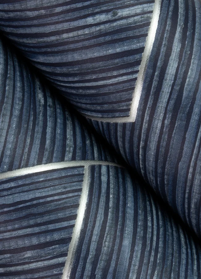 Advantage Ember wallpaper, color Indigo, SKU 4125-26727