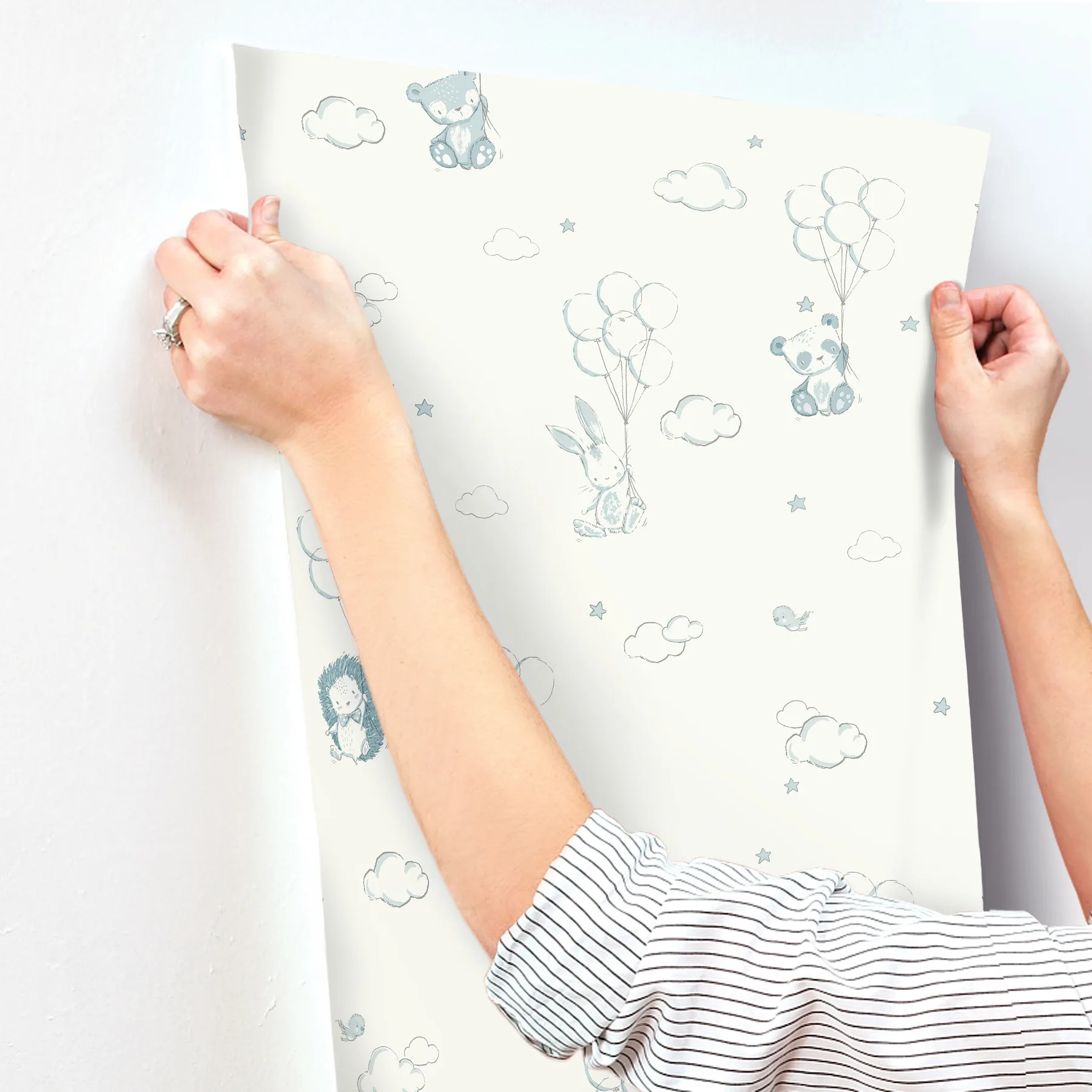 Advantage Floating Balloons - Light Blue Wallpaper | Buy Online Advantage Floating Balloons wallpaper, color Light Blue, SKU 4203-27554
