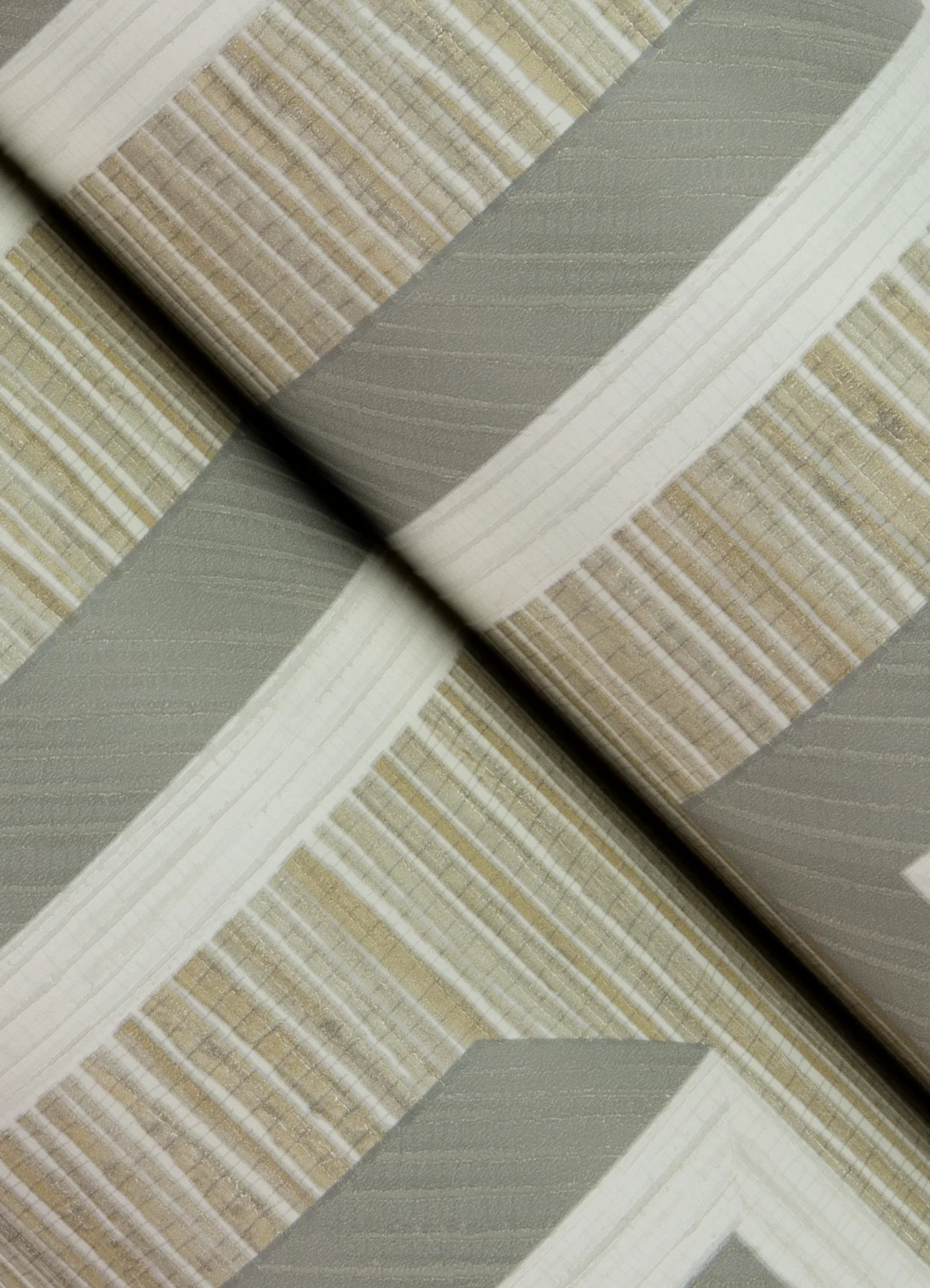 Advantage Henley wallpaper, color Taupe, SKU 4125-26725