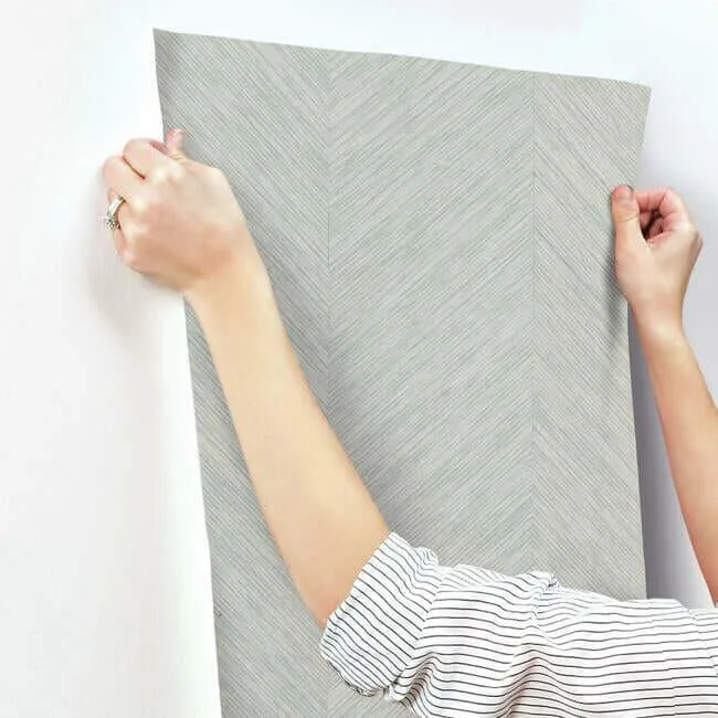 Antonina Vella Chevron wallpaper, color Grey Metallic, SKU BO6603