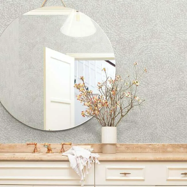 Antonina Vella Floret - Off White Wallpaper | Buy Online Antonina Vella Floret wallpaper, color Off White, SKU BO6753