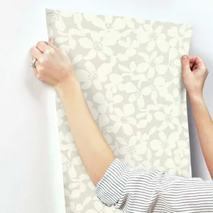 Antonina Vella Free Spirit wallpaper, color Pearl, SKU BO6683