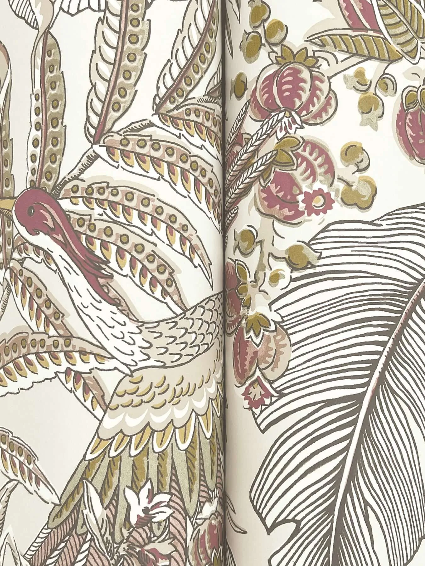 Antonina Vella Heronwood - Mulberry Wallpaper | Buy Online Antonina Vella Heronwood wallpaper, color Mulberry, SKU AB3101