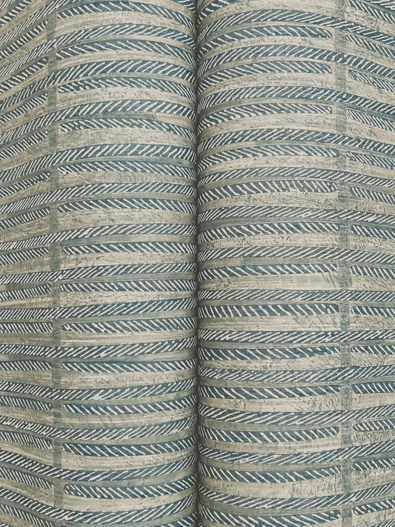 Antonina Vella Iringa - Indigo Wallpaper | Buy Online Antonina Vella Iringa wallpaper, color Indigo, SKU AB3054